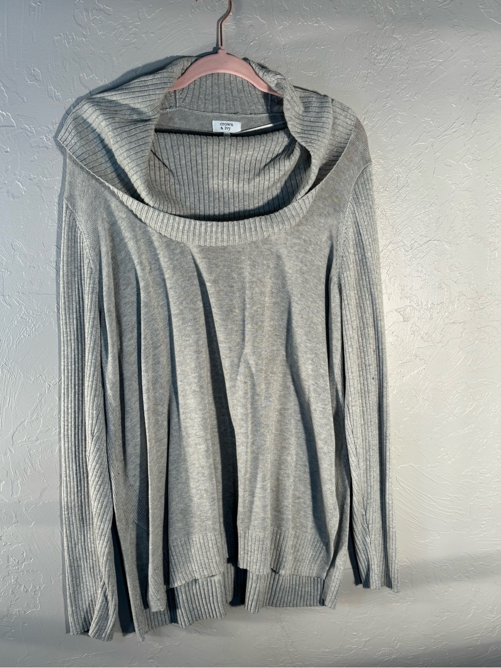 crown & ivy Heather Gray Ribbed Cowl Neck Sweater